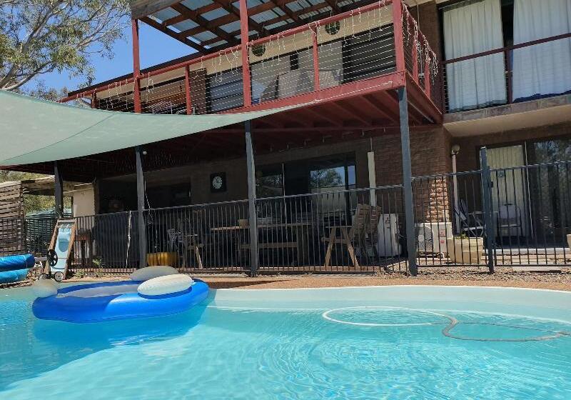 ユースホステル Gowrie Agapanthus