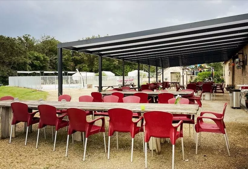Hotelli Camping Parc De La Brenne
