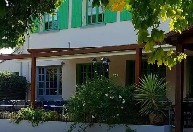 ホテル La Vieille Auberge