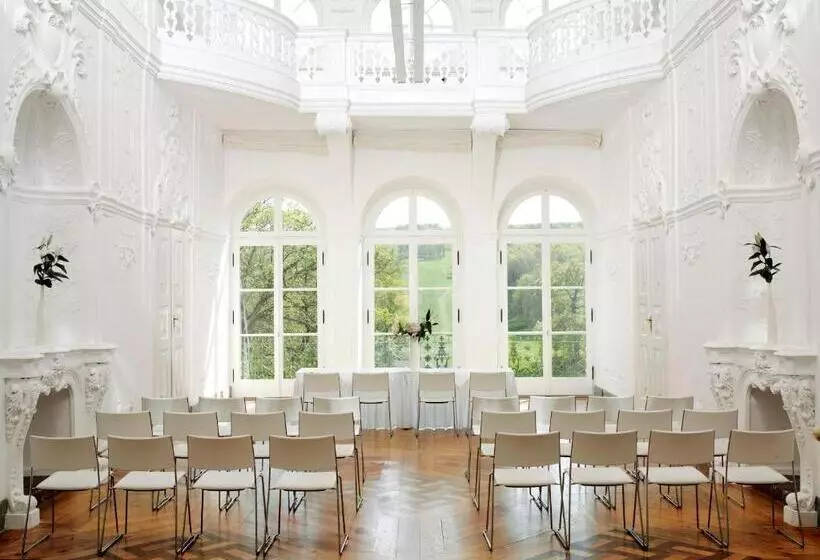 Hotelli Schloss Ettersburg Weimar