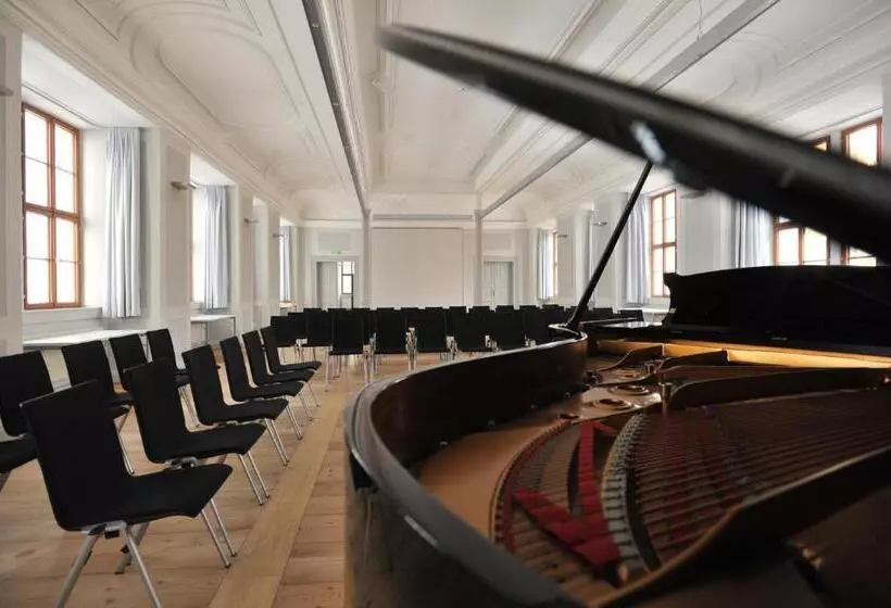 Hotelli Schloss Ettersburg Weimar