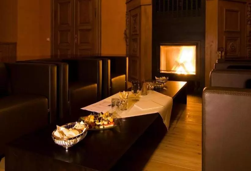 Hotelli Schloss Ettersburg Weimar