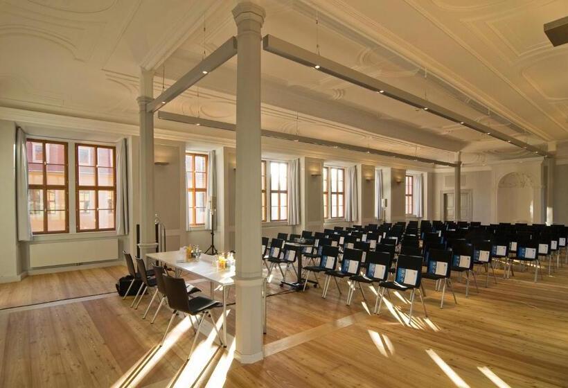 Отель Schloss Ettersburg Weimar