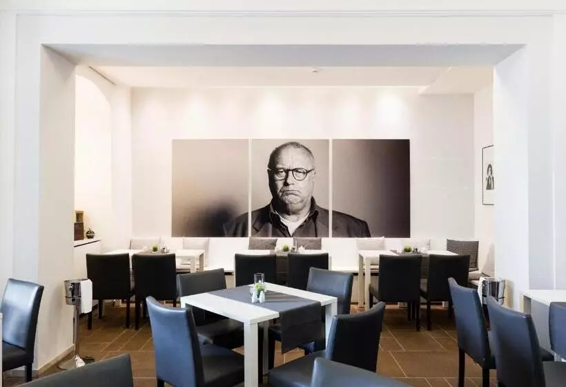 Hotelli Schloss Ettersburg Weimar