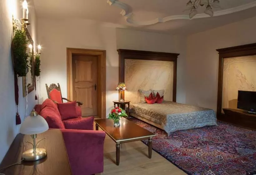 Hotelli Schloss Gerzen