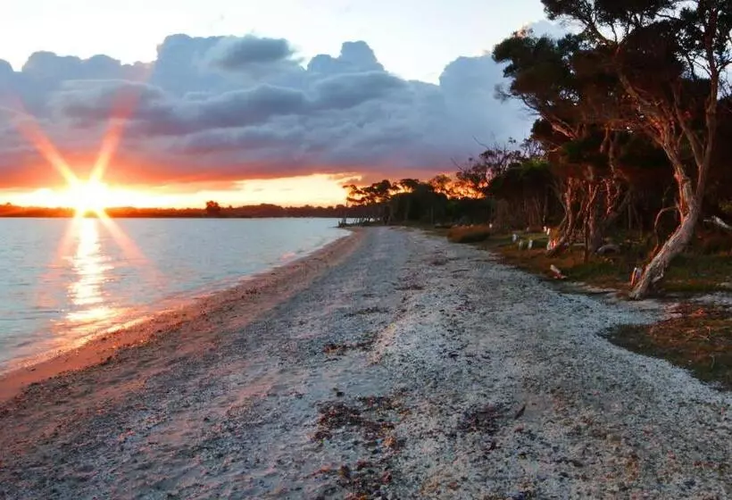 Motelli The Abbey Raymond Island