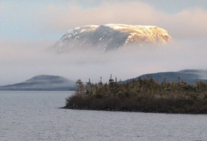 Mountain Waters Resort