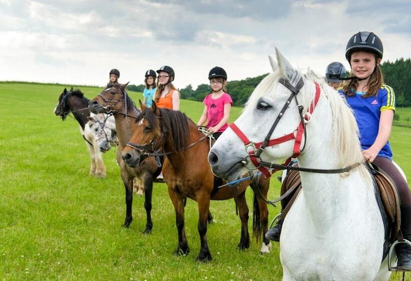 Nengshof   Haus Königskerze