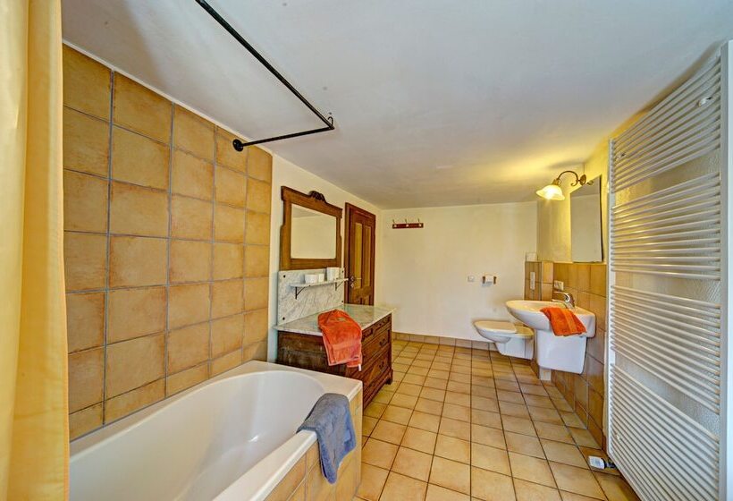 Nengshof   Haus Königskerze