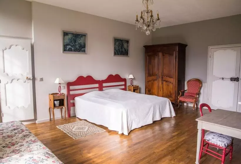 ペンション Le Pradel Chambres D Hôtes