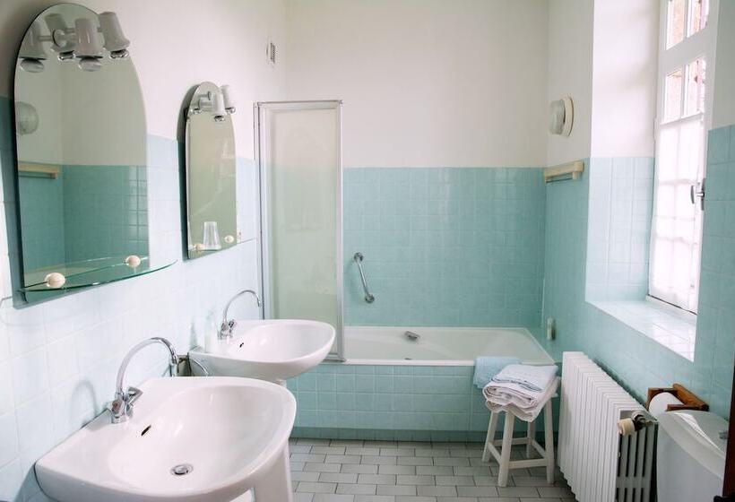 ペンション Le Pradel Chambres D Hôtes