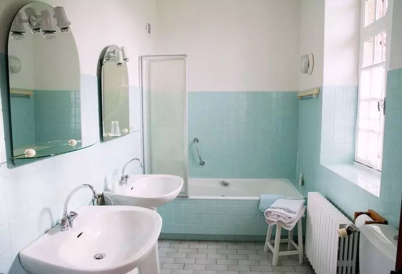 ペンション Le Pradel Chambres D Hôtes