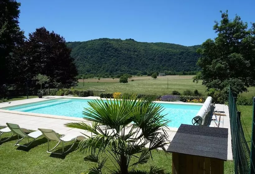 ペンション Le Pradel Chambres D Hôtes