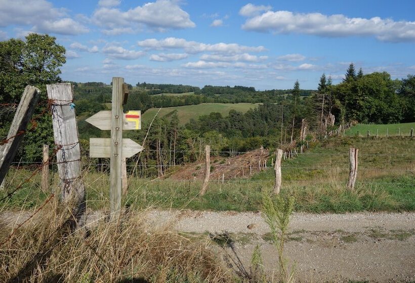 ペンション Le Pradel Chambres D Hôtes