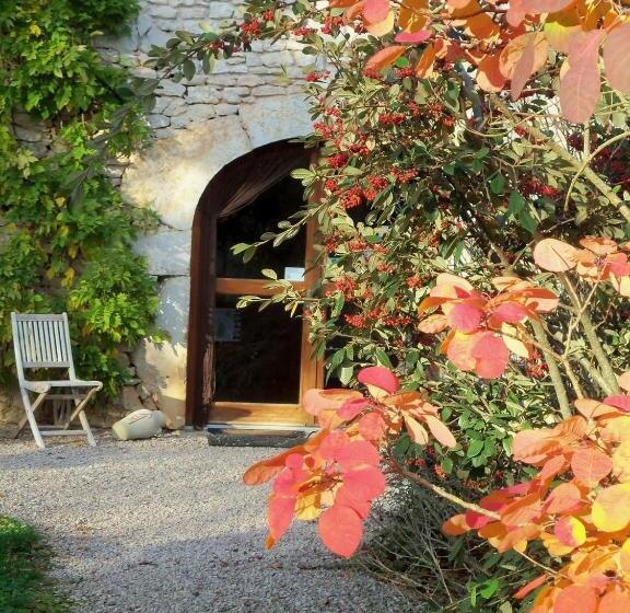 ペンション Chambres Et Jardin De Pierres