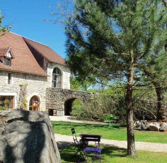 ペンション Chambres Et Jardin De Pierres