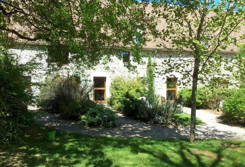 ペンション Chambres Et Jardin De Pierres