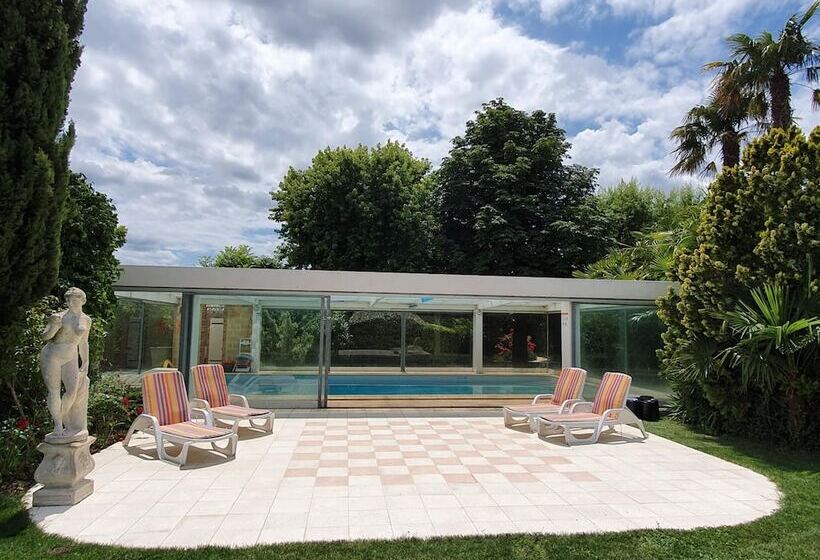 Пансион Château Moncassin