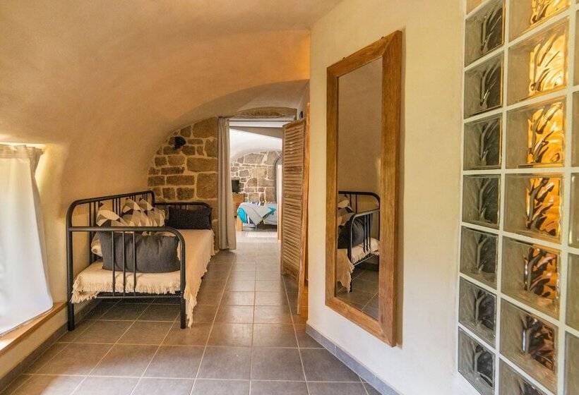 פנסיון La Calade