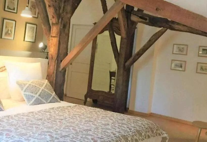 Majatalo La Carreterie  Maison De Famille{s}