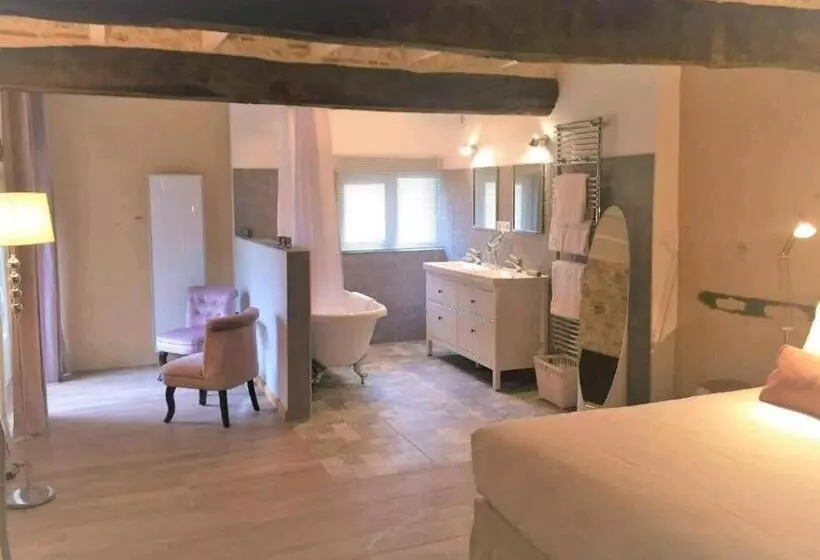 Majatalo La Carreterie  Maison De Famille{s}