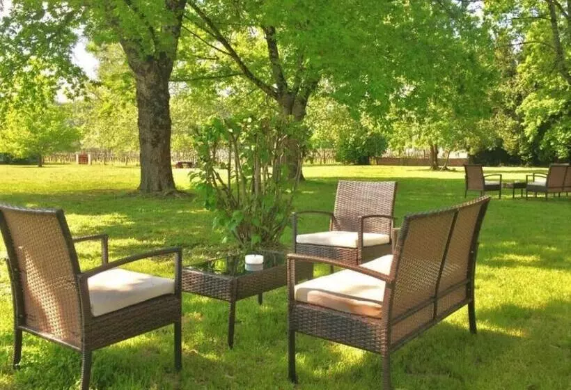 Majatalo La Carreterie  Maison De Famille{s}