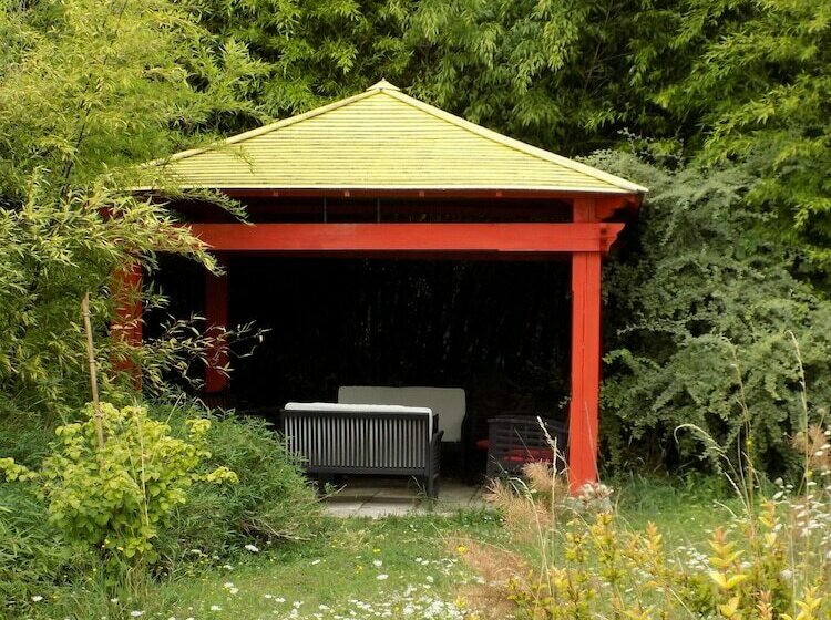 ペンション Mandukhai