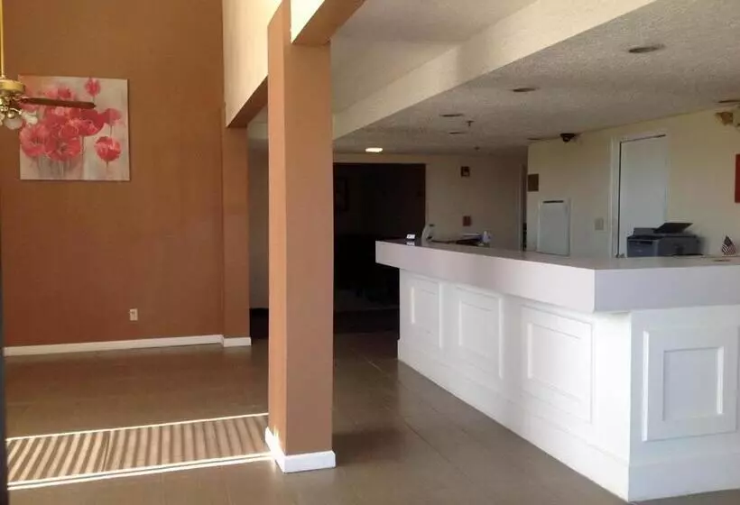 Отель Studio 6 Suites Delano, Ca