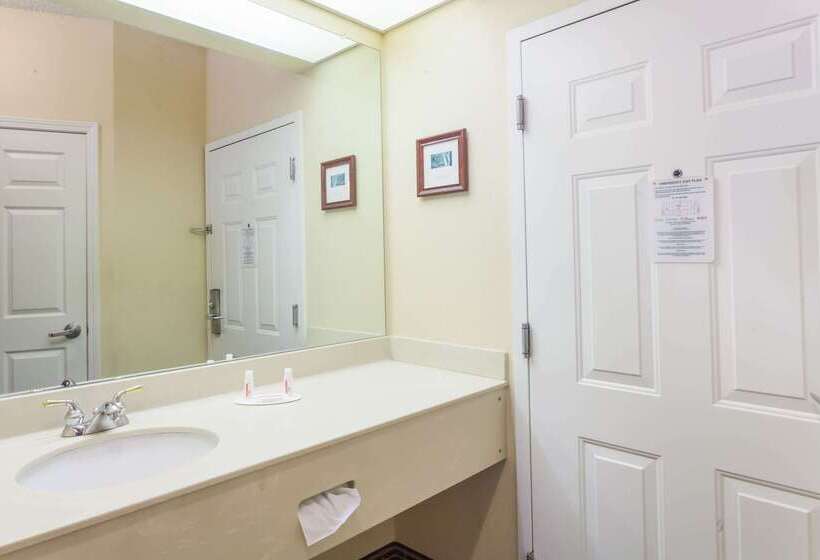 酒店 Baymont By Wyndham Columbia Maury