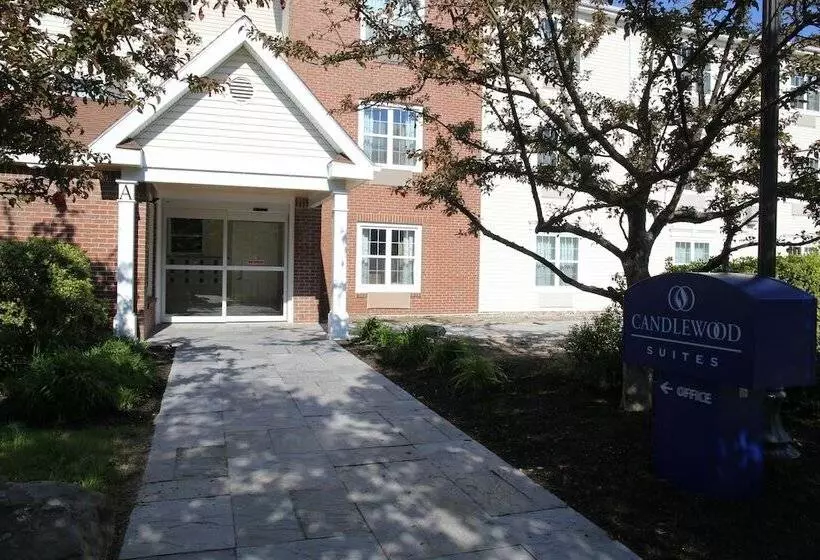 Отель Candlewood Suites   Portland   Scarborough, An Ihg