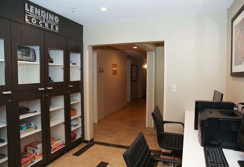 בית מלון כפרי Candlewood Suites   Portland   Scarborough, An Ihg