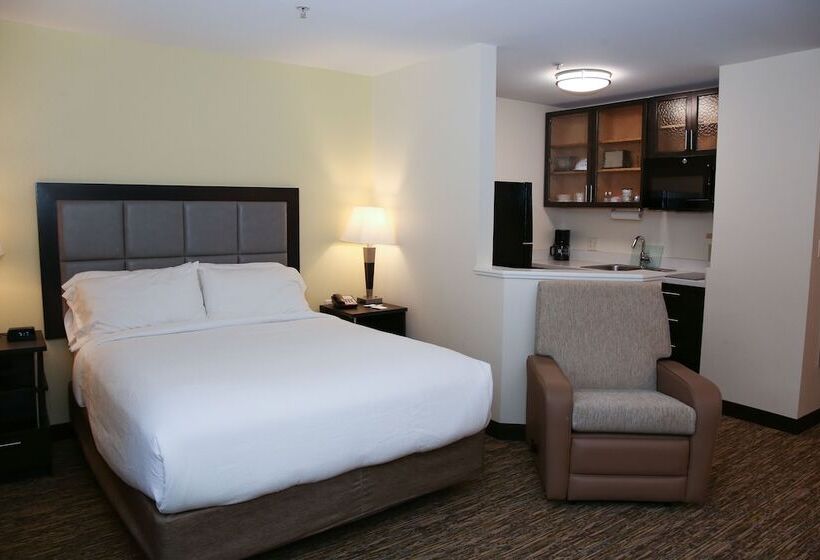 בית מלון כפרי Candlewood Suites   Portland   Scarborough, An Ihg