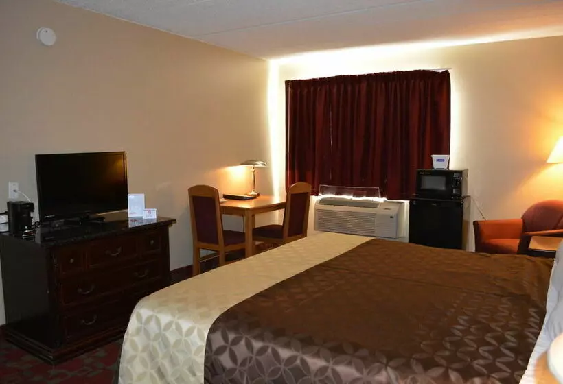 هتل Grand Forks Travelodge