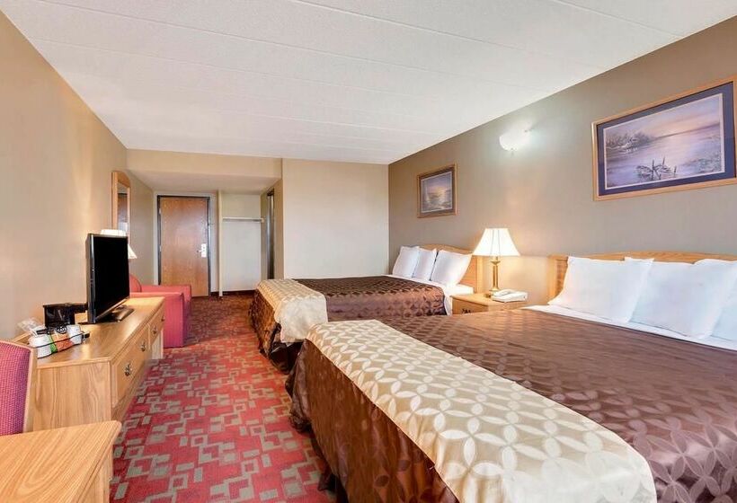 فندق Grand Forks Travelodge