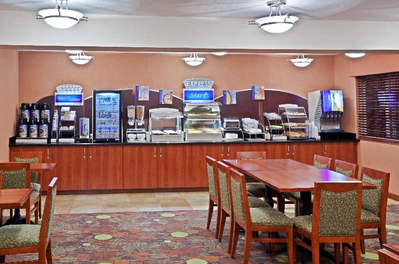 Отель Holiday Inn Express Portland South Lake Oswego, An Ihg