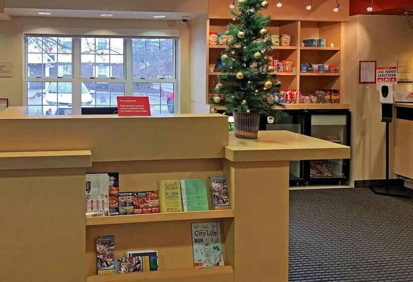 ホテル Mainstay Suites Middleburg Heights Cleveland Airport