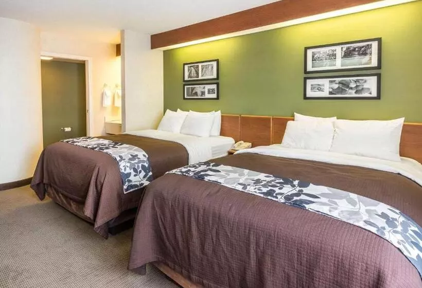 Отель Sleep Inn & Suites Bay View Acme   Traverse City