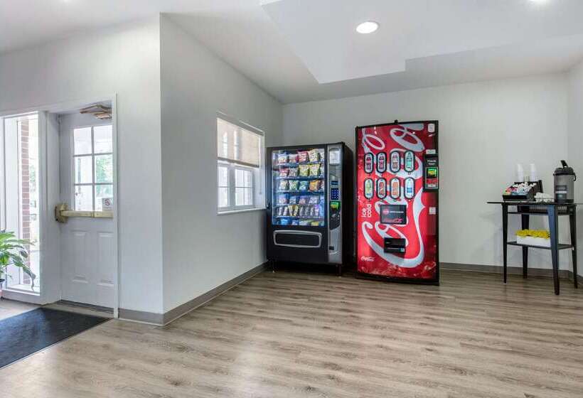 Отель Suburban Studios Birmingham Homewood I65