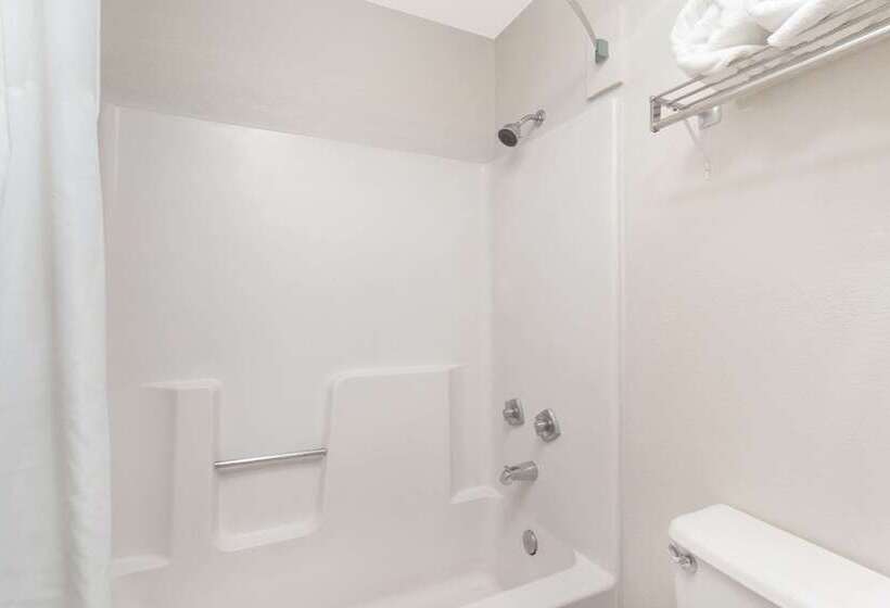 Szálloda Super 8 By Wyndham Fredericksburg