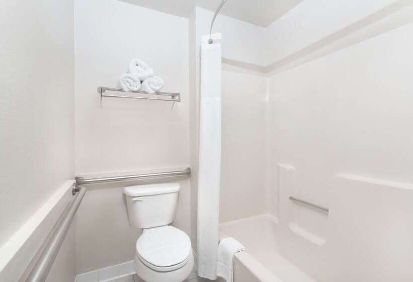 Szálloda Super 8 By Wyndham Fredericksburg