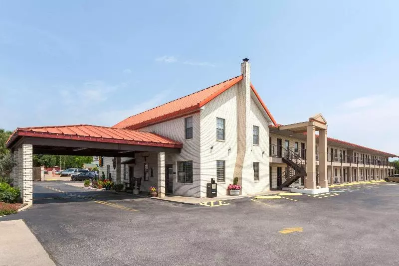 ホテル Super 8 By Wyndham Fredericksburg