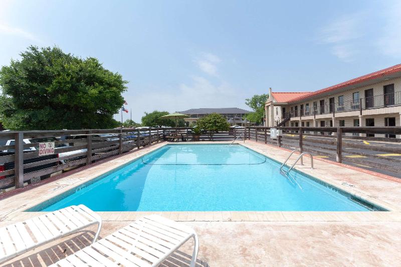 Szálloda Super 8 By Wyndham Fredericksburg