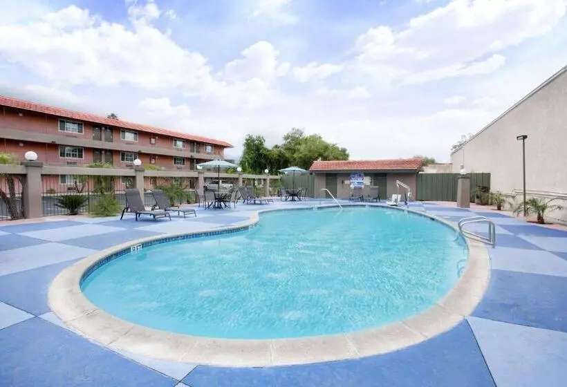 Motel 6 Pasadena, Ca Old Town Pasadena Area