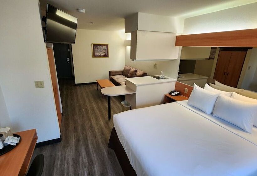 בית מלון כפרי Surestay By Best Western Sacramento South Natomas