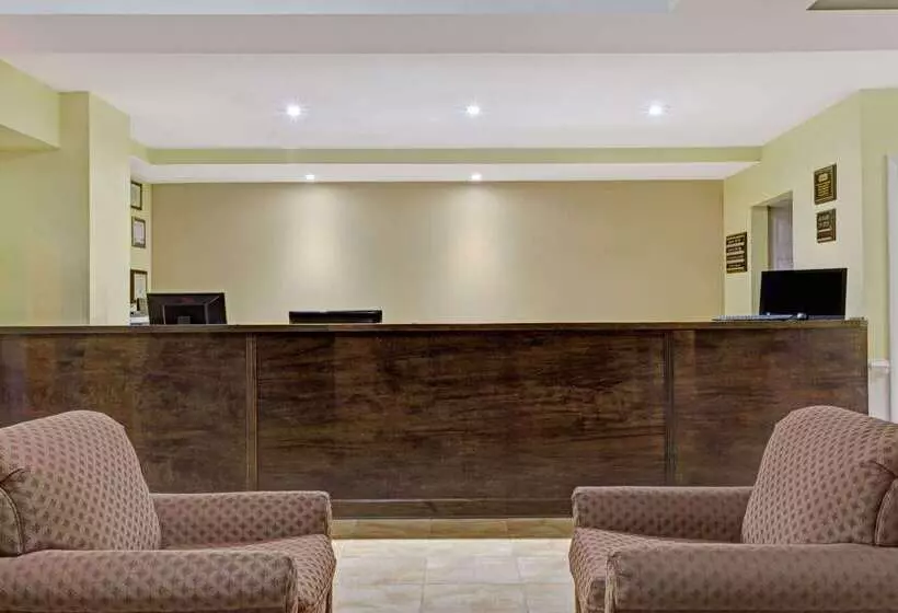 酒店 Travelodge By Wyndham Williamsburg Colonial Area