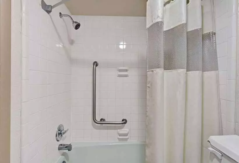 酒店 Travelodge By Wyndham Williamsburg Colonial Area