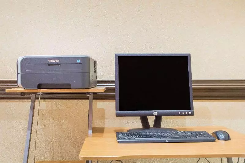 هتل Spark By Hilton Winston Salem University