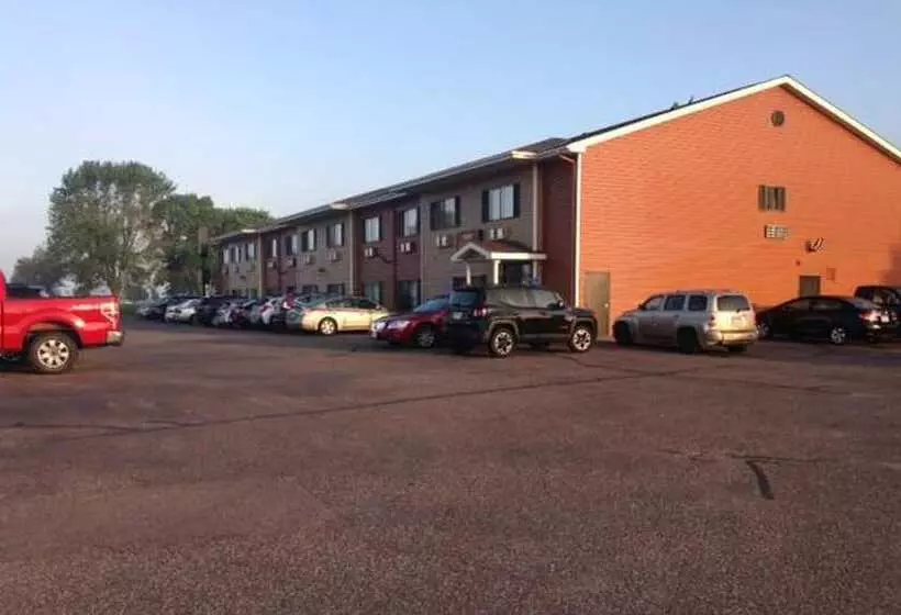 モーテル Coratel Inn & Suites By Jasper New Richmond