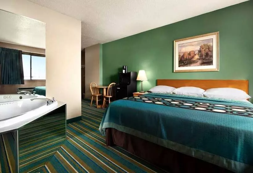 モーテル Coratel Inn & Suites By Jasper New Richmond