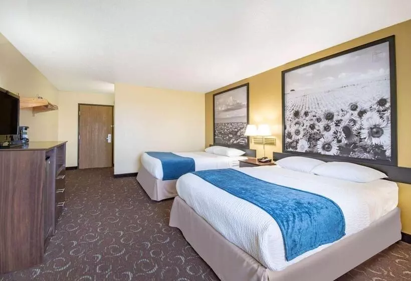 모텔 Four Seasons Inn